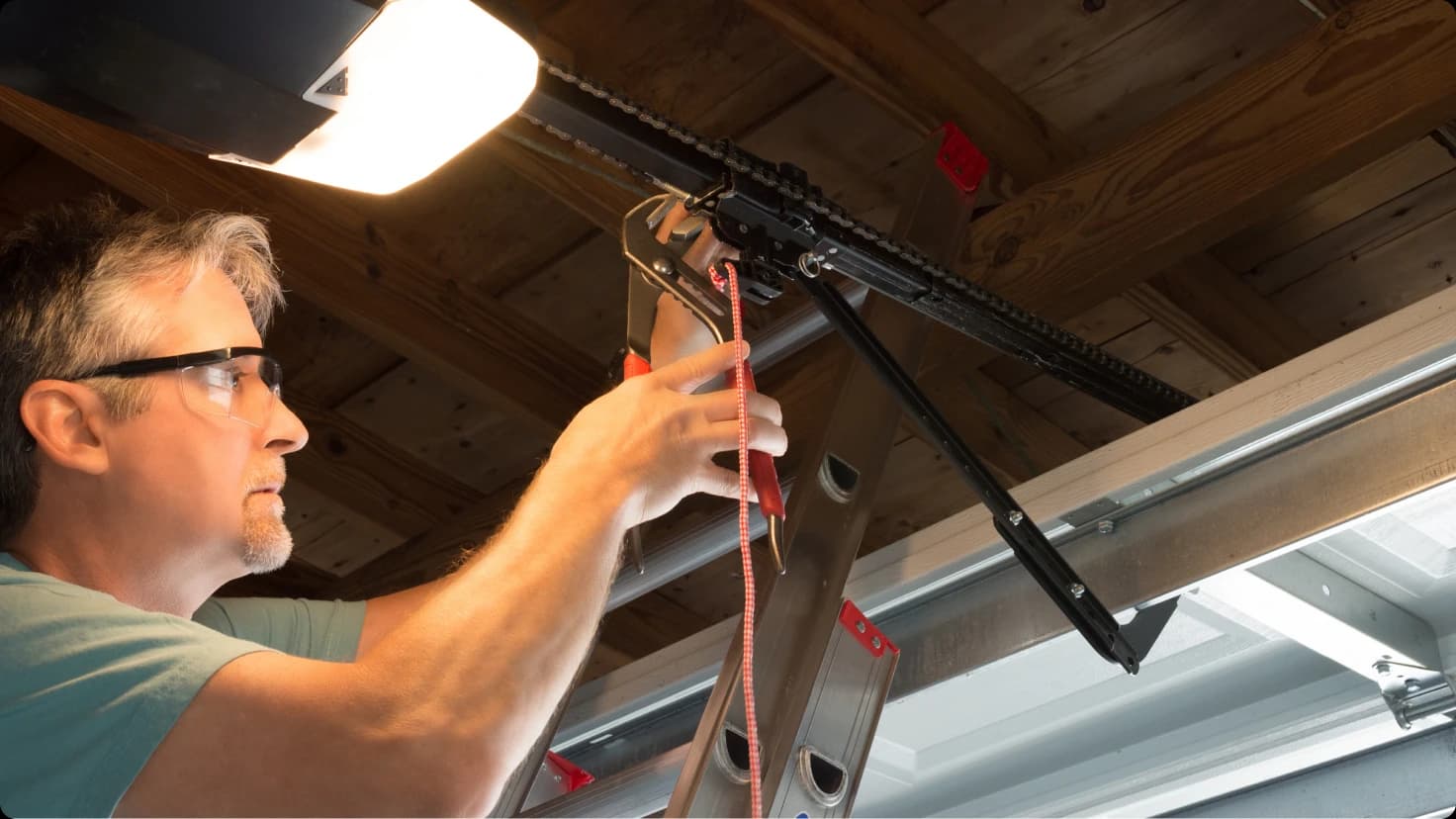 Garage Door Technician