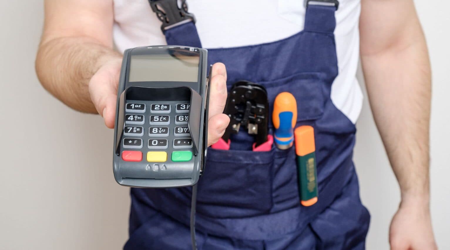 5 Things Clients Hate About Paying for Your Field Service
