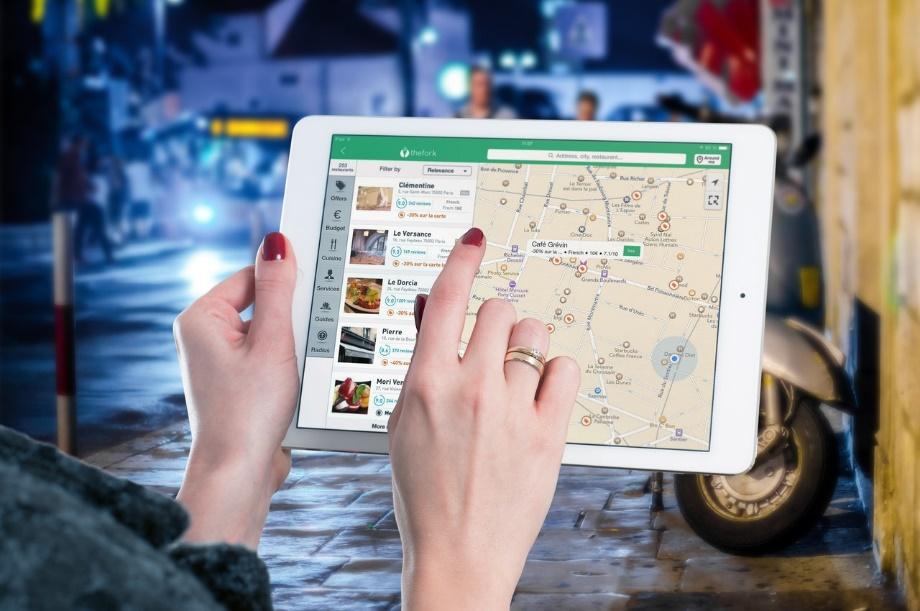 google maps on tablet